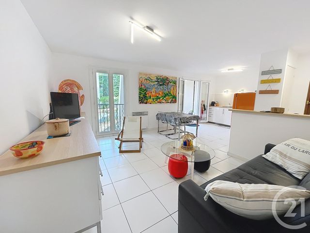 Appartement T2 &agrave; vendre - 2 pi&egrave;ces - 48,65 m2 - Cavalaire Sur Mer - 83 - PROVENCE-ALPES-COTE-D-AZUR