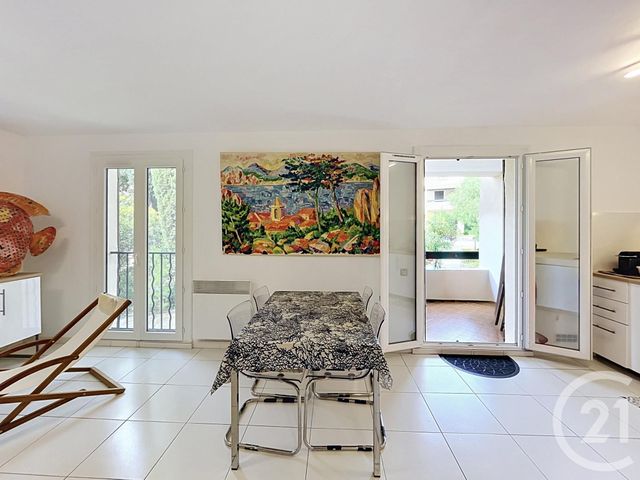 Appartement 2 pièces 49 m² · à Cavalaire-sur-Mer · 48,7 m² · 299 000 €
