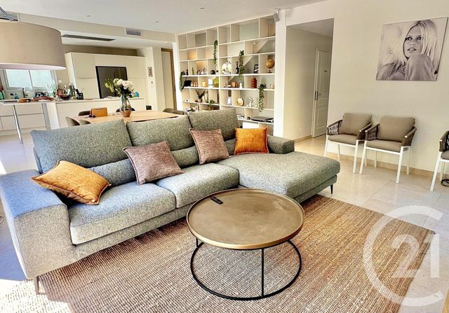 Maison &agrave; vendre - 5 pi&egrave;ces - 170 m2 - Cavalaire Sur Mer - 83 - PROVENCE-ALPES-COTE-D-AZUR