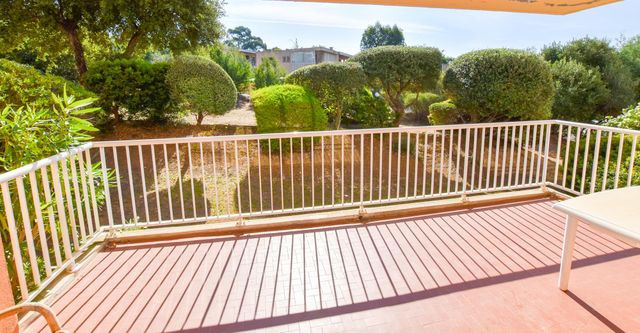 Maison à vendre - 5 pièces - 177 m2 - La Croix Valmer - 83 - PROVENCE-ALPES-COTE-D-AZUR