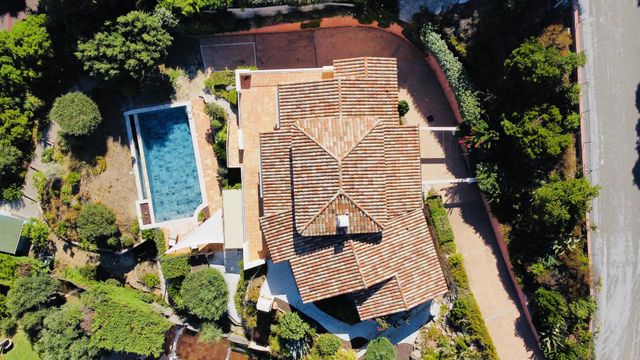 Maison à vendre - 6 pièces - 165 m2 - Cavalaire Sur Mer - 83 - PROVENCE-ALPES-COTE-D-AZUR