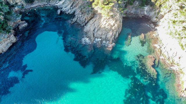 Maison à vendre - 11 pièces - 317 m2 - Cavalaire Sur Mer - 83 - PROVENCE-ALPES-COTE-D-AZUR