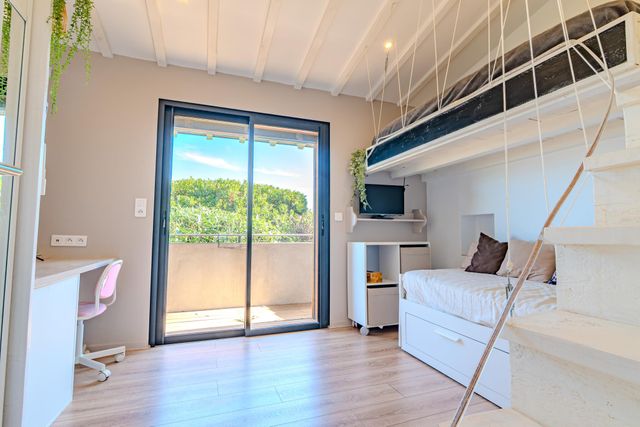 Maison à vendre - 11 pièces - 317 m2 - Cavalaire Sur Mer - 83 - PROVENCE-ALPES-COTE-D-AZUR