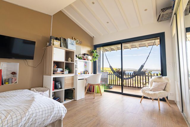 Maison à vendre - 11 pièces - 317 m2 - Cavalaire Sur Mer - 83 - PROVENCE-ALPES-COTE-D-AZUR