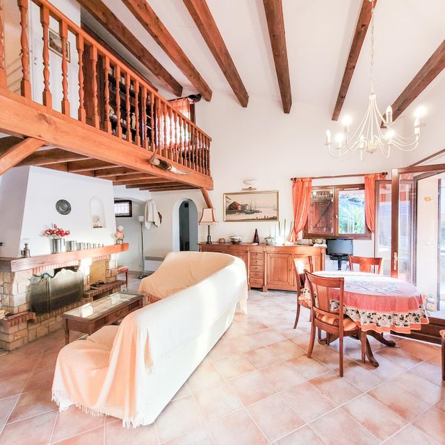 Maison &agrave; vendre - 5 pi&egrave;ces - 160 m2 - Cavalaire Sur Mer - 83 - PROVENCE-ALPES-COTE-D-AZUR