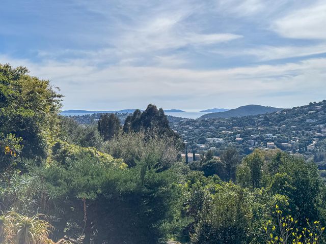 Maison &agrave; vendre - 5 pi&egrave;ces - 160 m2 - Cavalaire Sur Mer - 83 - PROVENCE-ALPES-COTE-D-AZUR