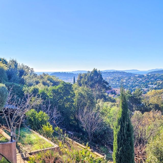 Maison &agrave; vendre - 5 pi&egrave;ces - 160 m2 - Cavalaire Sur Mer - 83 - PROVENCE-ALPES-COTE-D-AZUR