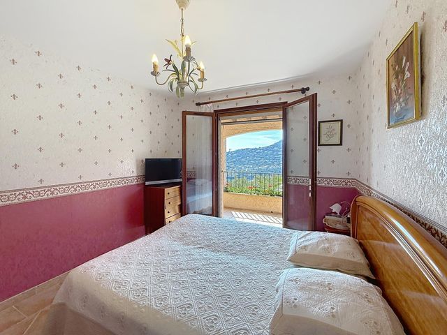 Maison &agrave; vendre - 5 pi&egrave;ces - 160 m2 - Cavalaire Sur Mer - 83 - PROVENCE-ALPES-COTE-D-AZUR