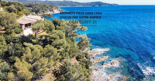 Maison à vendre LA CROIX VALMER