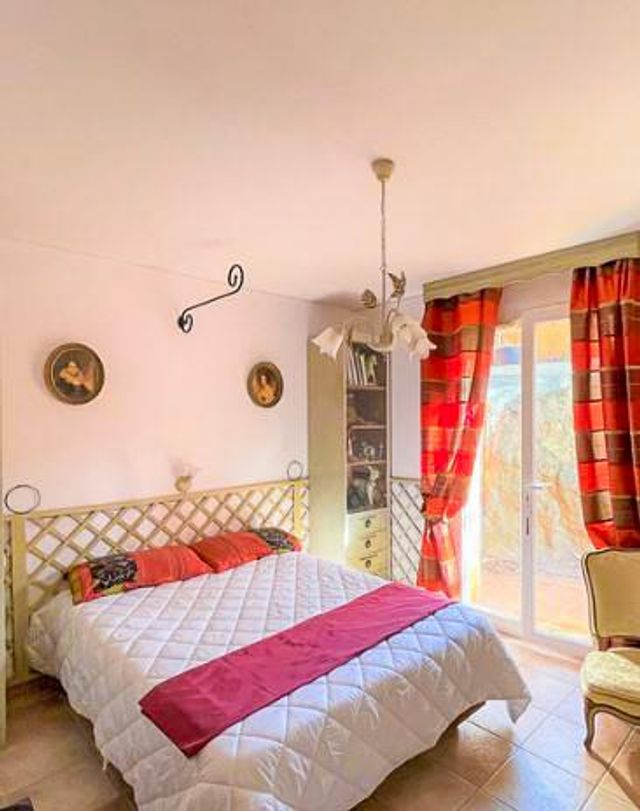 Maison à vendre - 5 pièces - 184 m2 - Cavalaire Sur Mer - 83 - PROVENCE-ALPES-COTE-D-AZUR