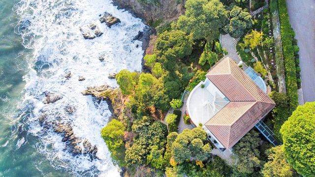 Maison à vendre - 6 pièces - 170 m2 - La Croix Valmer - 83 - PROVENCE-ALPES-COTE-D-AZUR