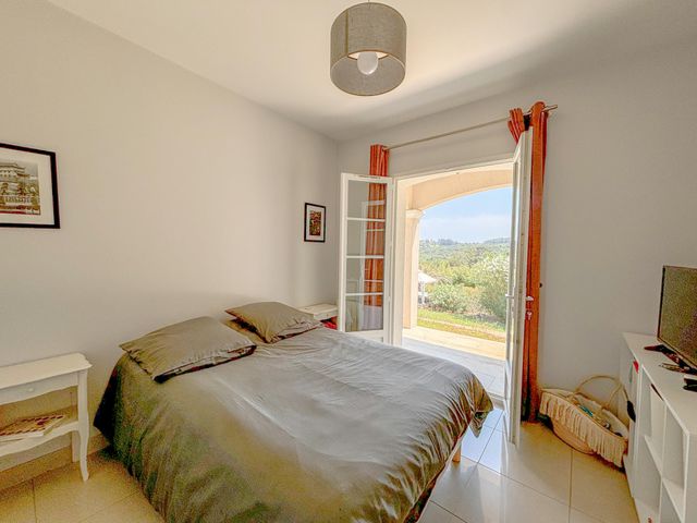 Maison à vendre - 6 pièces - 170 m2 - Gassin - 83 - PROVENCE-ALPES-COTE-D-AZUR