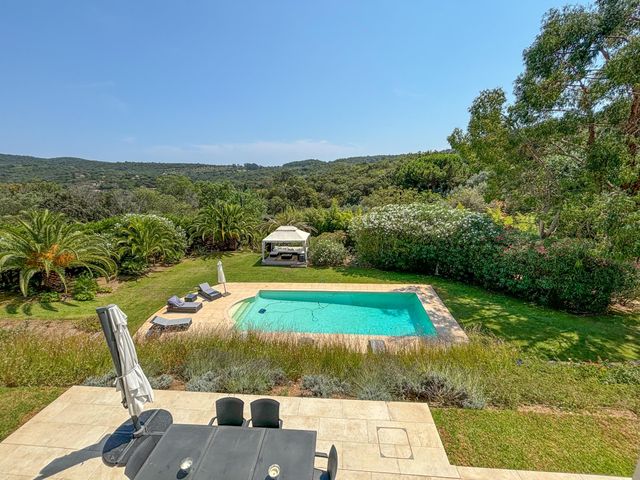 Maison à vendre - 6 pièces - 170 m2 - Gassin - 83 - PROVENCE-ALPES-COTE-D-AZUR