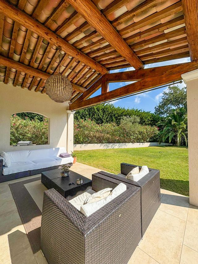 Maison à vendre - 6 pièces - 170 m2 - Gassin - 83 - PROVENCE-ALPES-COTE-D-AZUR