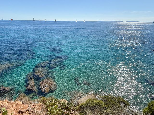 Maison à vendre - 8 pièces - 187 m2 - La Croix Valmer - 83 - PROVENCE-ALPES-COTE-D-AZUR