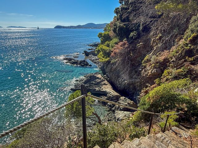 maison - LA CROIX VALMER - 83