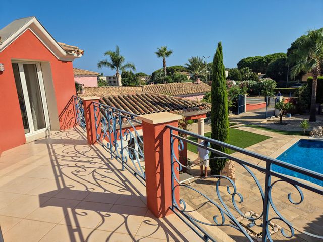 Maison &agrave; vendre - 6 pi&egrave;ces - 192 m2 - Cavalaire Sur Mer - 83 - PROVENCE-ALPES-COTE-D-AZUR