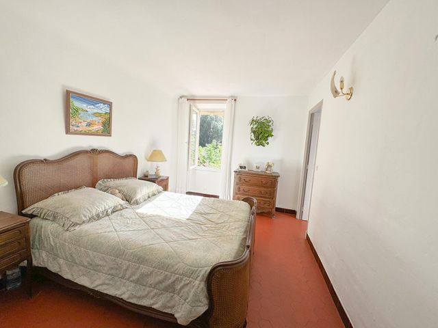 Maison à vendre - 5 pièces - 205 m2 - Cavalaire Sur Mer - 83 - PROVENCE-ALPES-COTE-D-AZUR