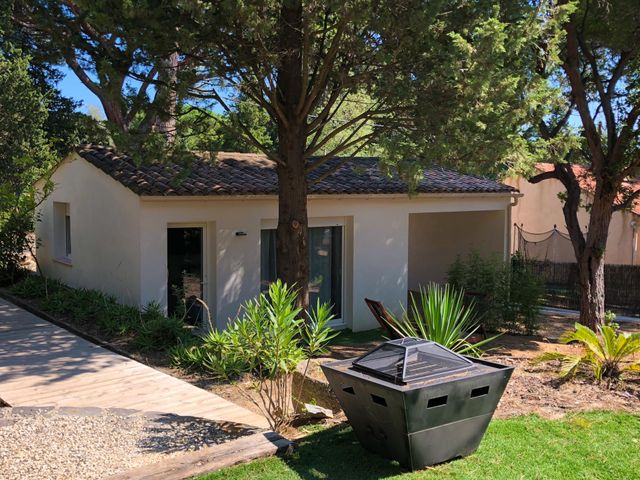 Maison à vendre - 8 pièces - 263 m2 - Cavalaire Sur Mer - 83 - PROVENCE-ALPES-COTE-D-AZUR