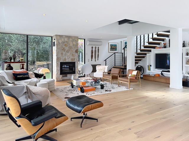 Maison à vendre - 7 pièces - 220 m2 - Cavalaire Sur Mer - 83 - PROVENCE-ALPES-COTE-D-AZUR