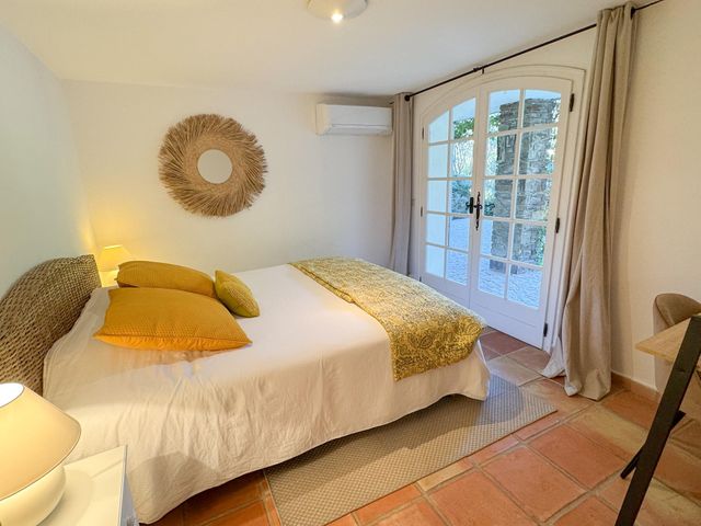 Maison à vendre - 6 pièces - 170 m2 - Cavalaire Sur Mer - 83 - PROVENCE-ALPES-COTE-D-AZUR