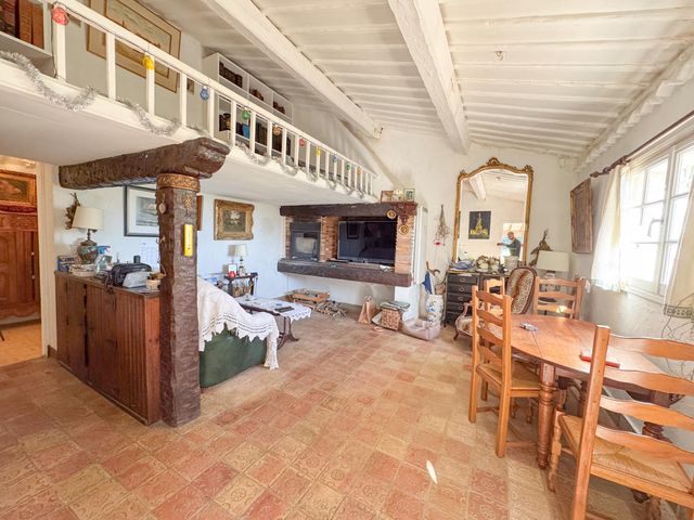 Maison à vendre - 4 pièces - 105 m2 - Cavalaire Sur Mer - 83 - PROVENCE-ALPES-COTE-D-AZUR