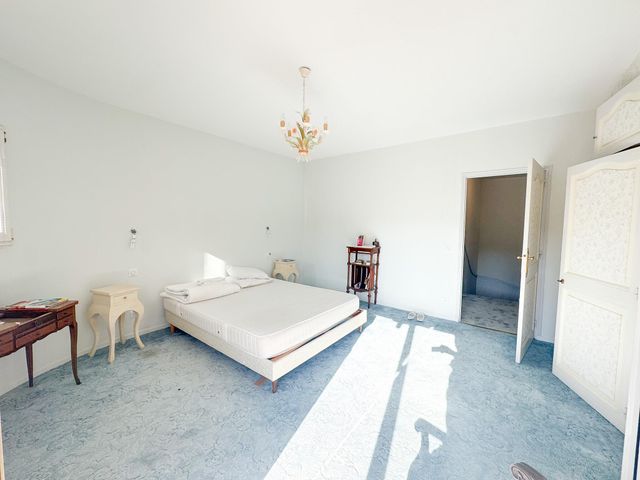 Maison à vendre - 8 pièces - 367 m2 - Cavalaire Sur Mer - 83 - PROVENCE-ALPES-COTE-D-AZUR