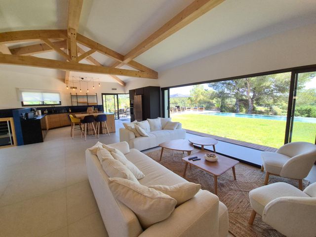Maison &agrave; vendre - 9 pi&egrave;ces - 350 m2 - La Croix Valmer - 83 - PROVENCE-ALPES-COTE-D-AZUR