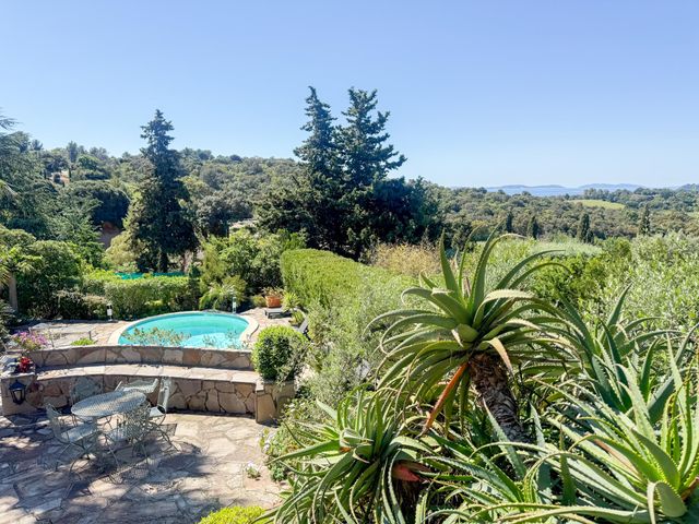 Maison &agrave; vendre - 6 pi&egrave;ces - 183 m2 - La Croix Valmer - 83 - PROVENCE-ALPES-COTE-D-AZUR