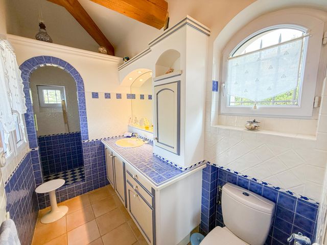 Maison &agrave; vendre - 7 pi&egrave;ces - 230 m2 - La Croix Valmer - 83 - PROVENCE-ALPES-COTE-D-AZUR