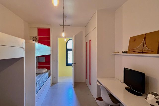 Maison à vendre - 7 pièces - 177 m2 - Grimaud - 83 - PROVENCE-ALPES-COTE-D-AZUR