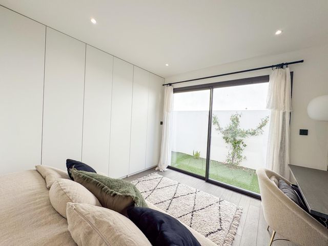 Maison à vendre - 6 pièces - 185 m2 - Le Lavandou - 83 - PROVENCE-ALPES-COTE-D-AZUR