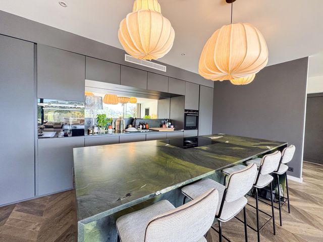 Maison à vendre - 6 pièces - 185 m2 - Le Lavandou - 83 - PROVENCE-ALPES-COTE-D-AZUR