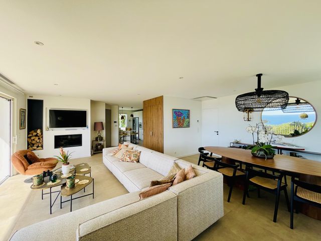 Maison à vendre - 7 pièces - 190 m2 - La Croix Valmer - 83 - PROVENCE-ALPES-COTE-D-AZUR