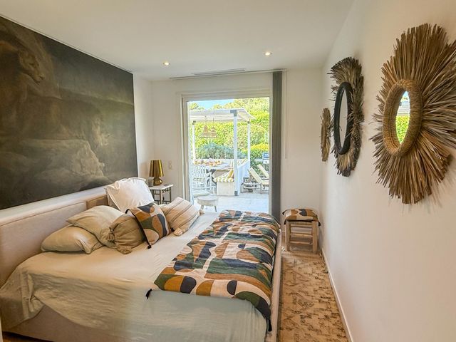 Maison à vendre - 7 pièces - 190 m2 - La Croix Valmer - 83 - PROVENCE-ALPES-COTE-D-AZUR