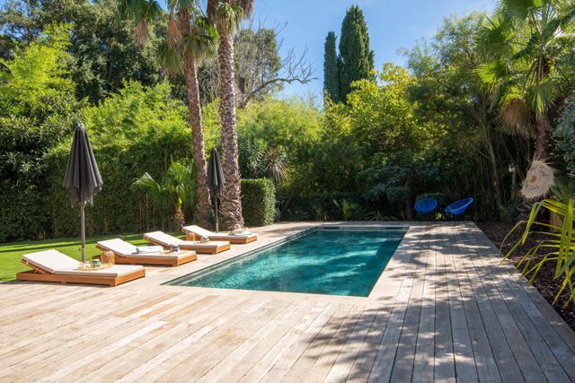 Maison à vendre - 5 pièces - 140 m2 - La Croix Valmer - 83 - PROVENCE-ALPES-COTE-D-AZUR