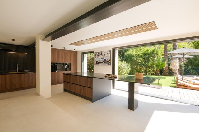 Maison à vendre - 5 pièces - 140 m2 - La Croix Valmer - 83 - PROVENCE-ALPES-COTE-D-AZUR