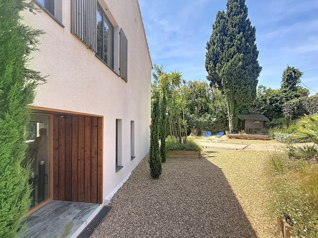 Maison &agrave; vendre - 5 pi&egrave;ces - 140 m2 - La Croix Valmer - 83 - PROVENCE-ALPES-COTE-D-AZUR