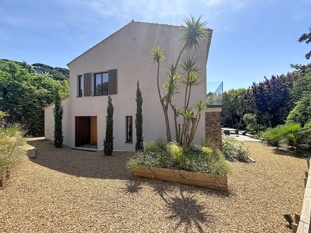 Maison &agrave; vendre - 5 pi&egrave;ces - 140 m2 - La Croix Valmer - 83 - PROVENCE-ALPES-COTE-D-AZUR
