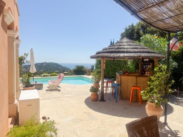 Maison &agrave; vendre - 6 pi&egrave;ces - 170 m2 - Cavalaire Sur Mer - 83 - PROVENCE-ALPES-COTE-D-AZUR