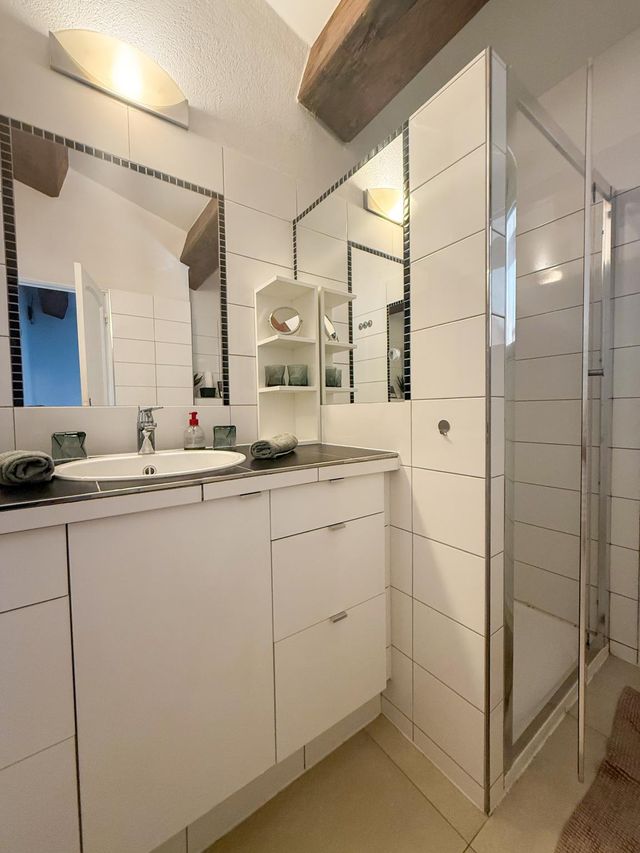 Maison à vendre - 7 pièces - 157 m2 - Cavalaire Sur Mer - 83 - PROVENCE-ALPES-COTE-D-AZUR