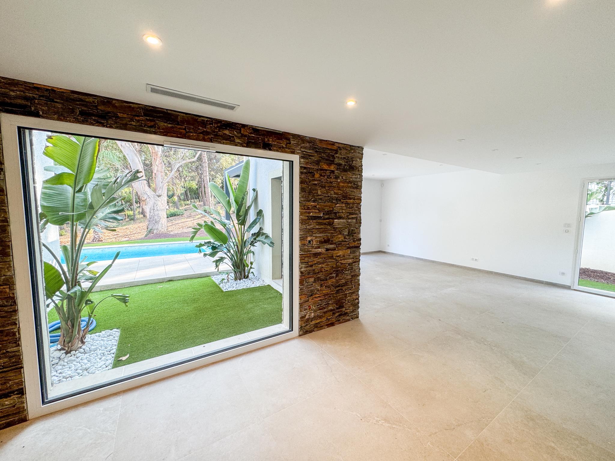 maison  - CAVALAIRE SUR MER- 83