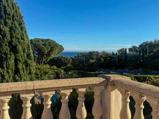 Maison &agrave; vendre - 7 pi&egrave;ces - 242 m2 - Cavalaire Sur Mer - 83 - PROVENCE-ALPES-COTE-D-AZUR