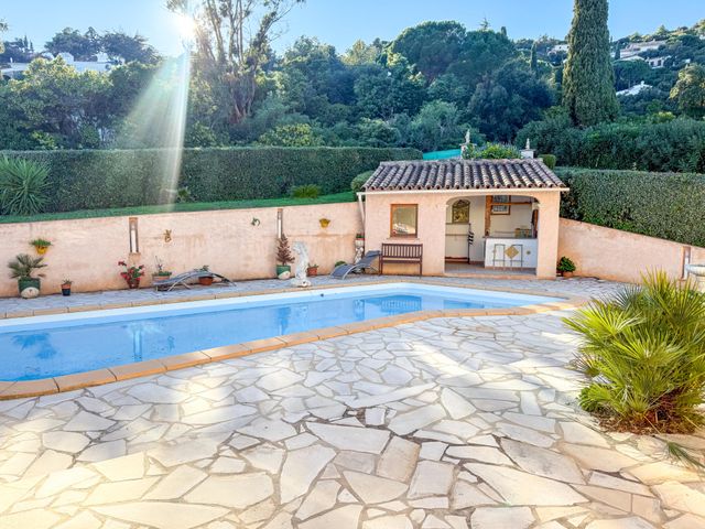 Maison &agrave; vendre - 7 pi&egrave;ces - 242 m2 - Cavalaire Sur Mer - 83 - PROVENCE-ALPES-COTE-D-AZUR