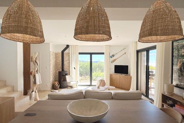 Maison &agrave; vendre - 5 pi&egrave;ces - 135 m2 - La Croix Valmer - 83 - PROVENCE-ALPES-COTE-D-AZUR