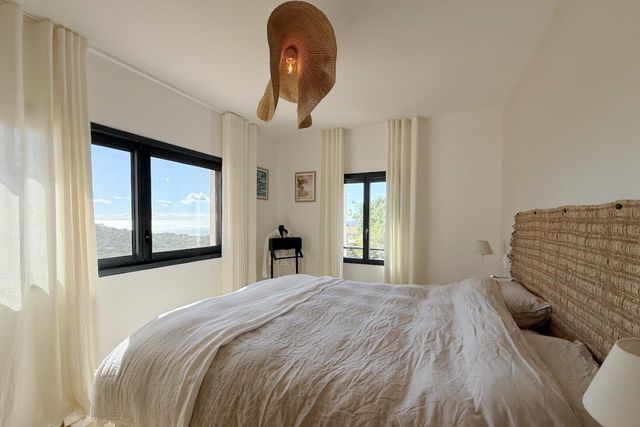 Maison &agrave; vendre - 5 pi&egrave;ces - 135 m2 - La Croix Valmer - 83 - PROVENCE-ALPES-COTE-D-AZUR