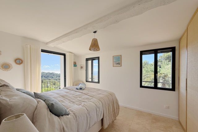 Maison &agrave; vendre - 5 pi&egrave;ces - 135 m2 - La Croix Valmer - 83 - PROVENCE-ALPES-COTE-D-AZUR