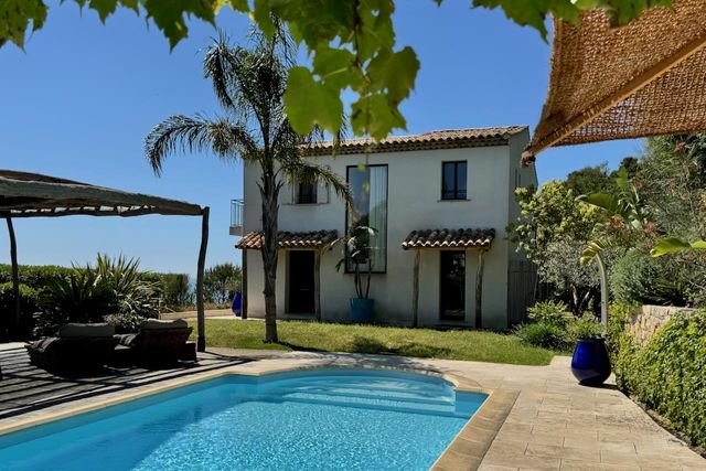 Maison &agrave; vendre - 5 pi&egrave;ces - 135 m2 - La Croix Valmer - 83 - PROVENCE-ALPES-COTE-D-AZUR