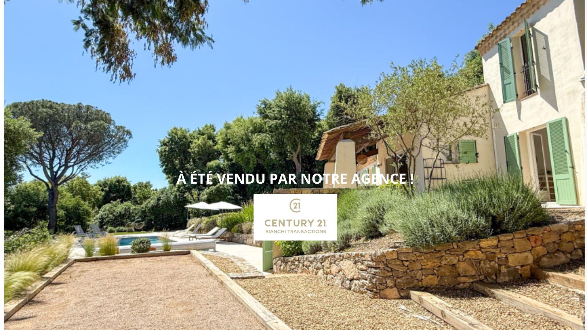 maison  - LA CROIX VALMER- 83