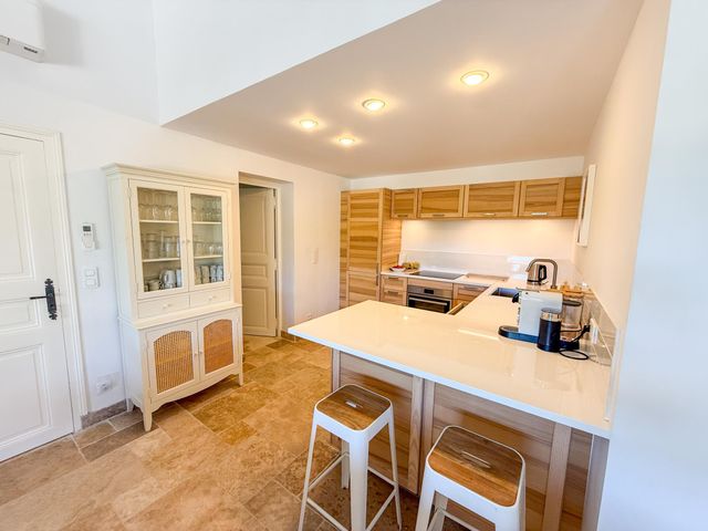 Maison &agrave; vendre - 5 pi&egrave;ces - 142 m2 - La Croix Valmer - 83 - PROVENCE-ALPES-COTE-D-AZUR